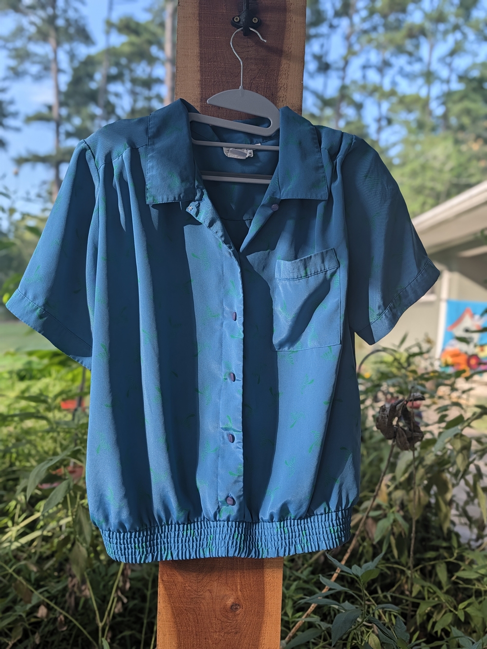 Tan-Jay Women's Teal Short-Sleeve Button-Up Shirt with Elastic Hem